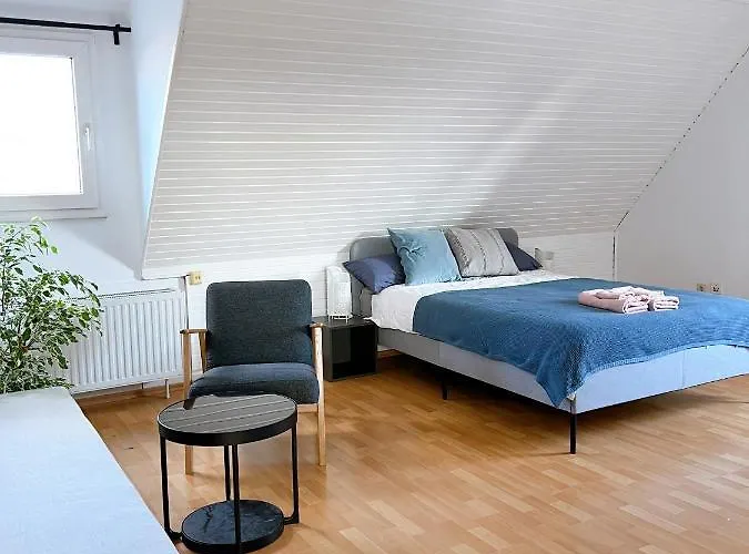 Haus Neuss-2og Apartment